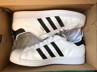 Adidas Superstar Sneaker Größe 44 (US 9,5) Kr. München - Unterschleißheim Vorschau