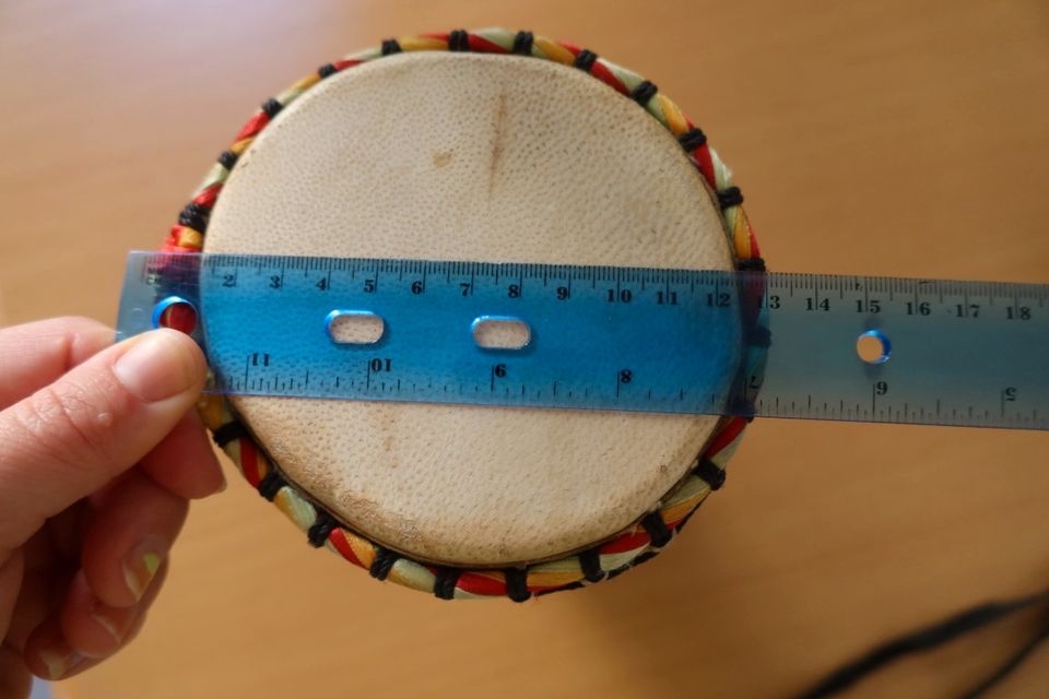 Kleine Djembe / Trommel / Mini-Djembe D=13cm in Leipzig