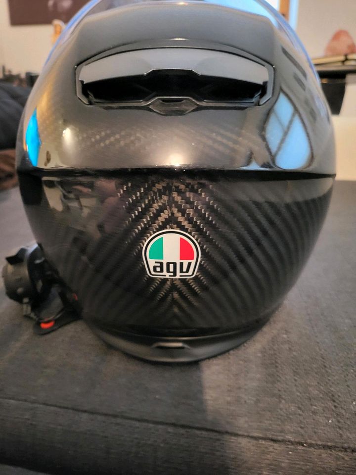 AGV Helm Carbon in Mengerskirchen