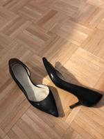 Klassische dunkelblaue Pumps - Bally Düsseldorf - Stadtmitte Vorschau