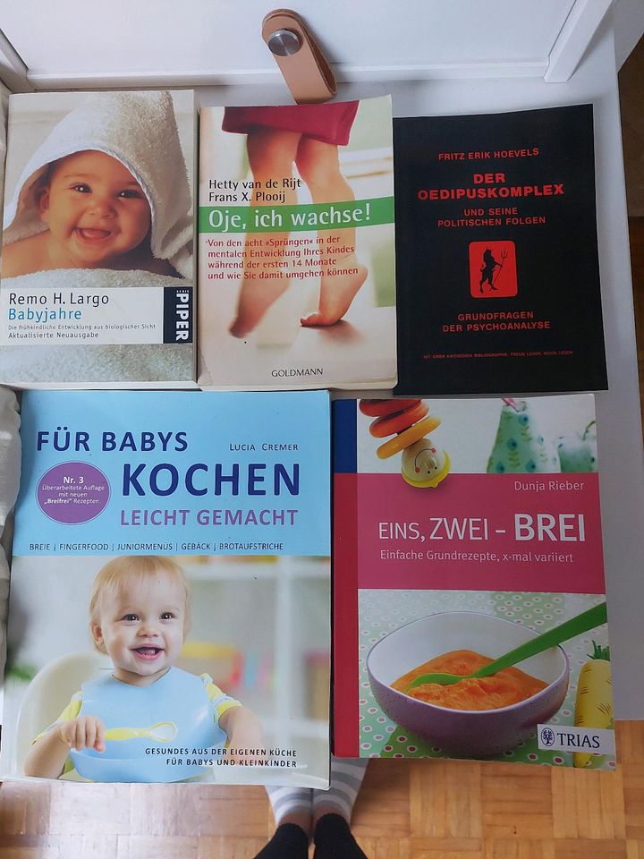 Babybücher zu verschenken in Sinzheim