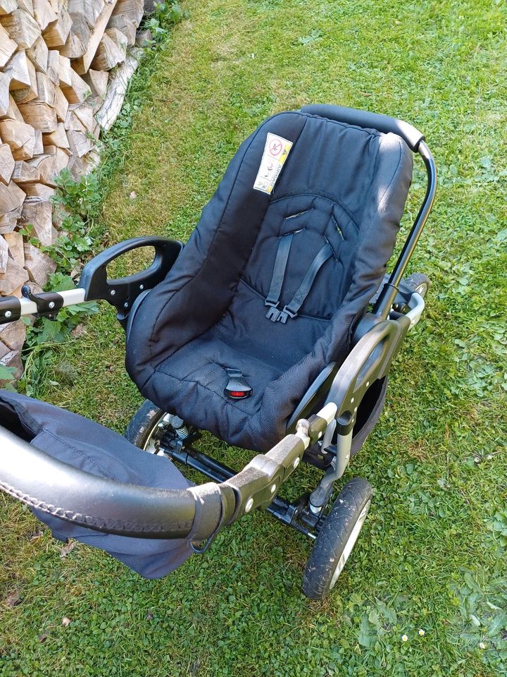 Bergsteiger Kinderwagen Capri 3 in 1 in Kirtorf