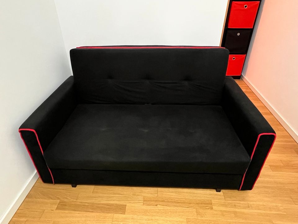 Sofa mit Schlaffunktion in München