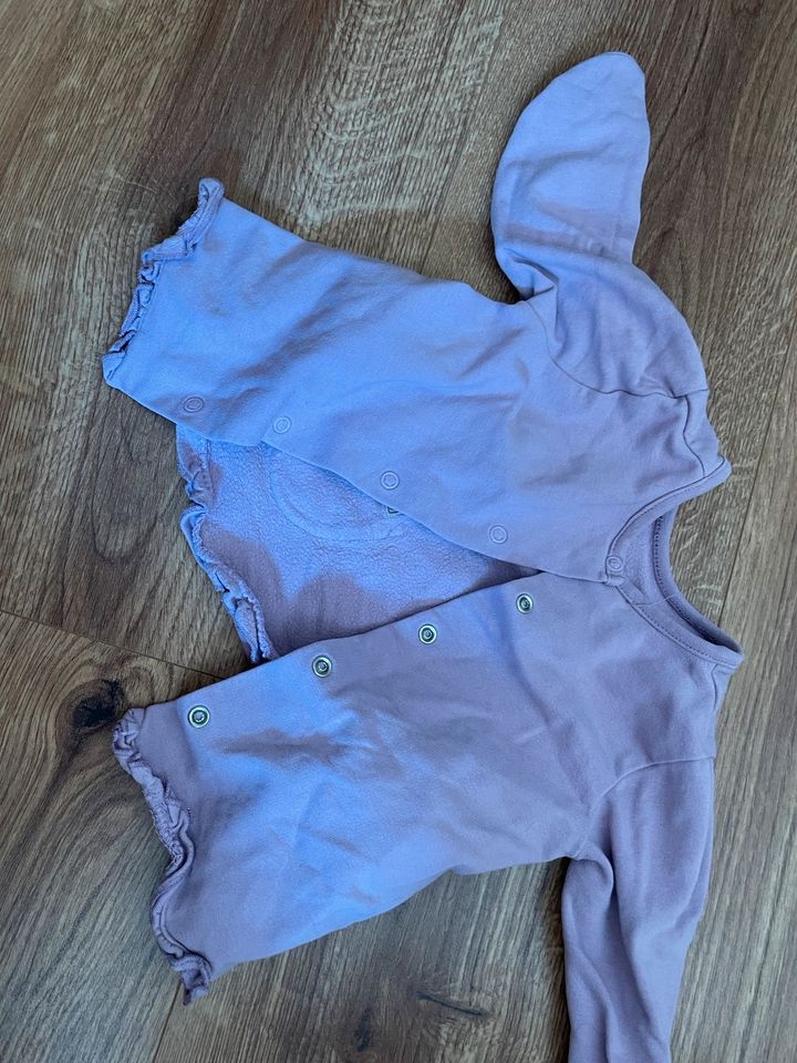 Steiff Shirt leichter Pullover Flieder 62 wunderschön in Rellingen