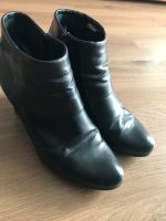 Stiefeletten Tamaris Größe 39 Düsseldorf - Unterbach Vorschau