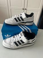 Adidas Sneaker gr 40 1/3 weiß-schwarz, Unisex, Bayern - Erlangen Vorschau