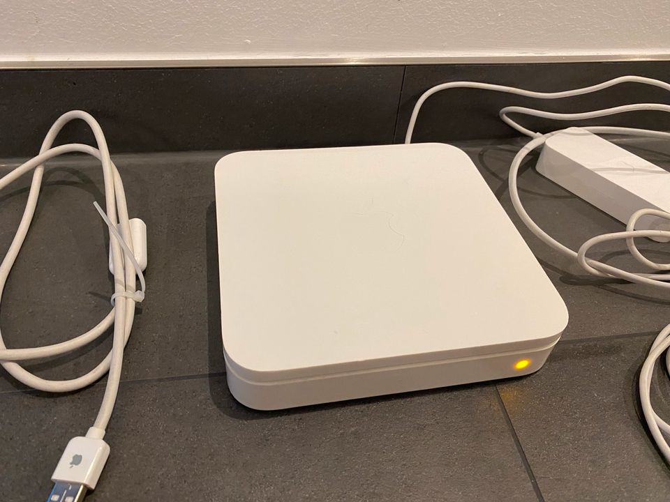 Apple AirPort Extreme Base Station A1408 Router in Schwanewede