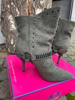 Stiefel Stiefeletten Olive NEU 39 Sachsen - Naunhof Vorschau