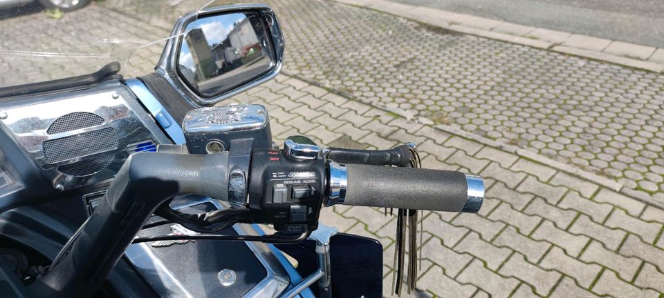 Honda GL 1500 guter Zustand, viel Zubehör in Schwarzenbruck