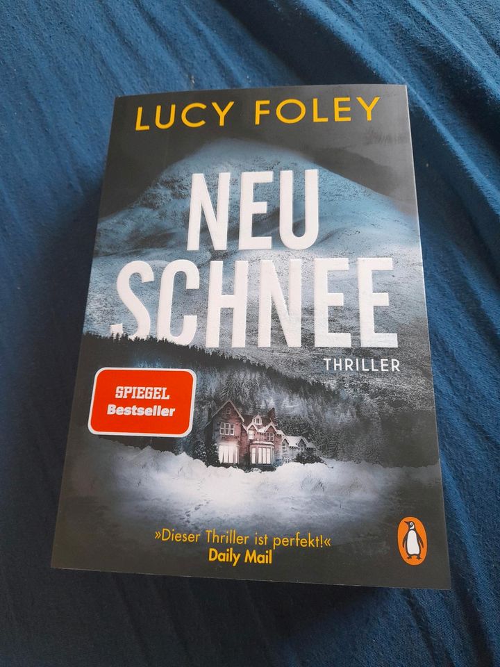 Lucy Foley Neuschnee Thriller Spiegel Bestseller Versand möglich in Volkach