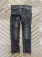 H&M Herren Jeans Slim low waist 31/32 grau Nordrhein-Westfalen - Lemgo Vorschau
