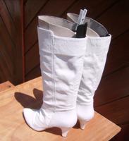 Weiße sommerliche Echt -Lederstiefel, Gr. 38 - Neuwertig Niedersachsen - Zeven Vorschau