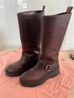 Miu Miu Stiefel aus Fume Leder NP 1200 € Stuttgart - Zuffenhausen Vorschau