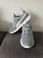 Puma Sneaker 38,5 / grau / weiß/ Creme Nordrhein-Westfalen - Leverkusen Vorschau