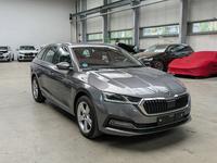 Skoda Octavia 2.0 TDI Style LED PDC NAVI ACC SHZG Brandenburg - Potsdam Vorschau