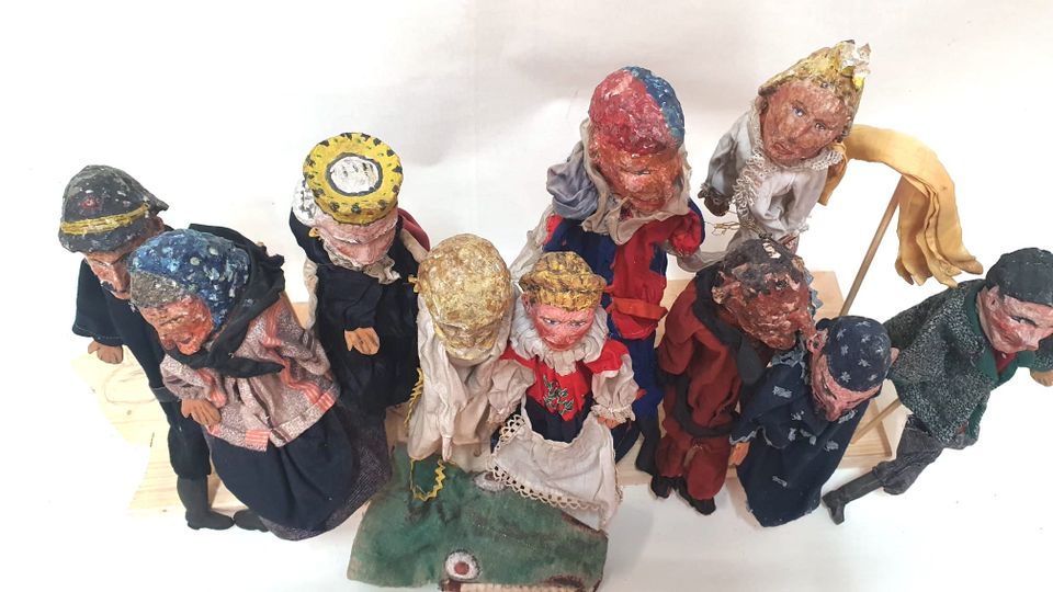 Alt Konvolut Kasperpuppe Handpuppe Pappmaschee doll um1900 RAR in Berlin