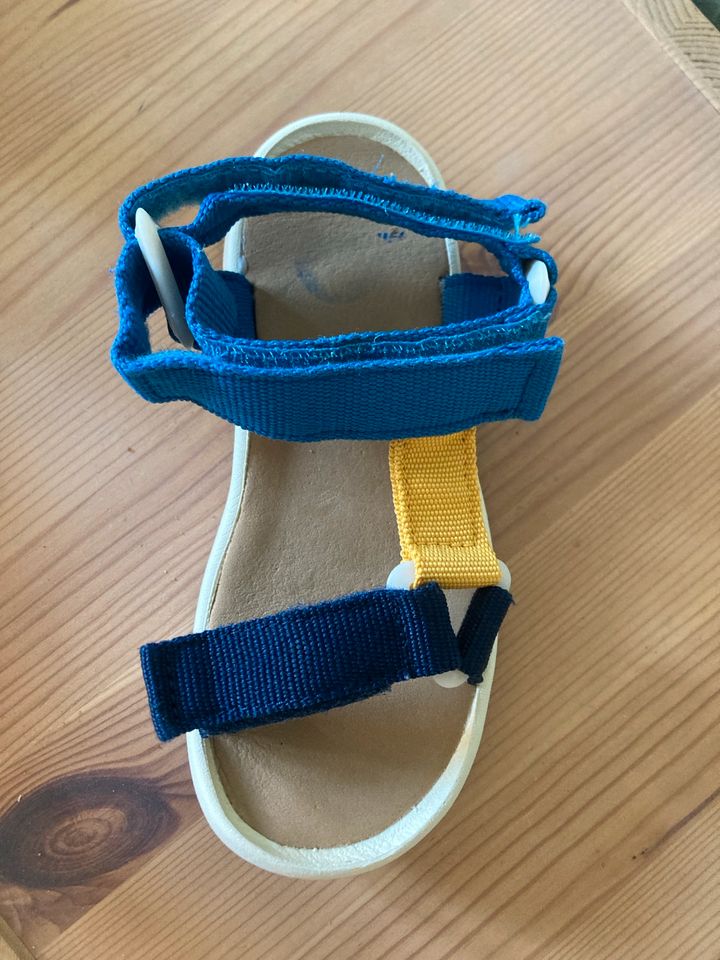 Finkid Sandalen Größe 26 fast neu in Berlin