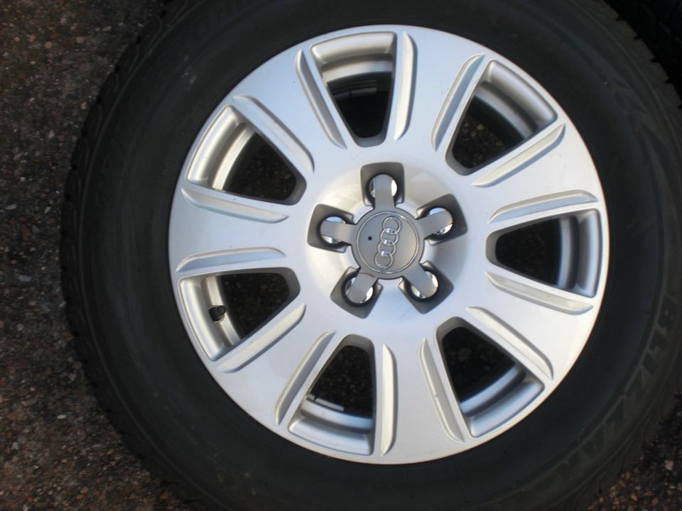 Original Alufelgen 16" Audi Q3,8U Winterreifen 215/65/16 98H.8U0601025Q.NEU in Heusweiler