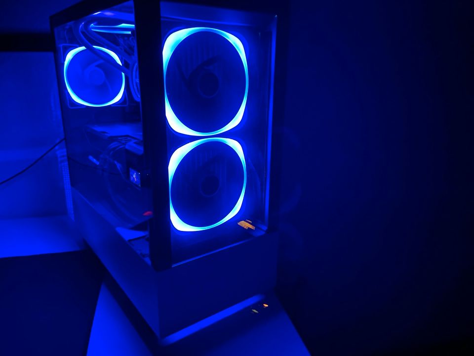 ✨HIGH END GAMING PC✨. RTX 3070ti | Intel i5 12600k in Paderborn