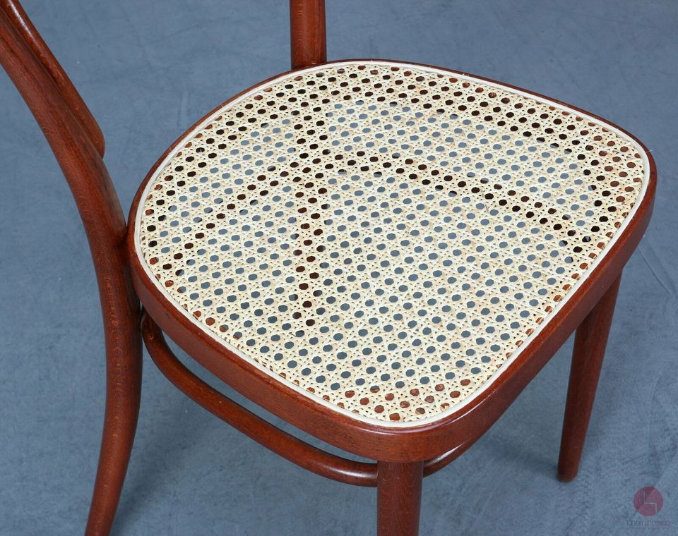 Thonet Modell 214 Wiener Kaffeehausstuhl Bugholz Stuhl Braun in Würzburg