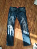 Guess Jeans Gr. 31 super Zustand Nordrhein-Westfalen - Ense Vorschau