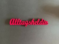 Nogallery Deko Schriftzug Alltagsheldin neonpink NEU 19,8 cm Köln - Riehl Vorschau