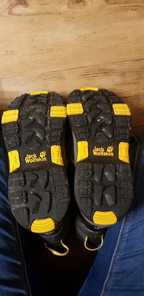 Winterschuhe Jack Wolfskin texapore Größe 32 sehr gut erhalten in Oberau