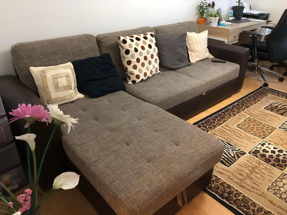 Sofa mit Schlaf funktion in Aachen