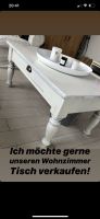 Wohnzimmer Tisch Couch Sofa Shabby Holz vintage antik weiß Hessen - Seligenstadt Vorschau