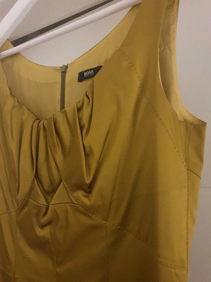 Hugo Boss Kleid Damen grün-gold Gr. 38 wNeu in Mühlheim am Main