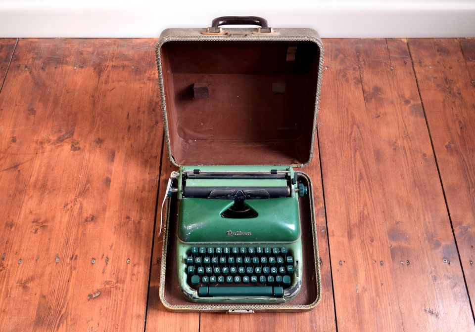 Vintage Optima Schreibmaschine Kult Sammler Bastler Koffer 1950er in Leipzig