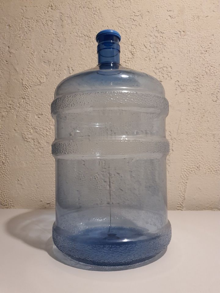 Wasserflasche / Wasserbehälter/ Wassergalone 18,9 Liter in Bad Münstereifel