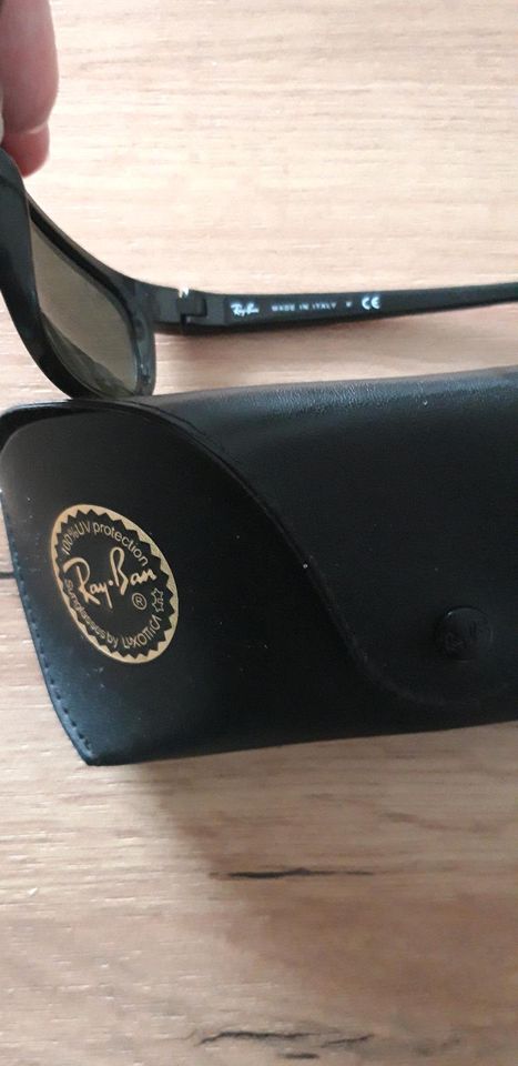 RAY BAN Sonnenbrille in Friedberg (Hessen)