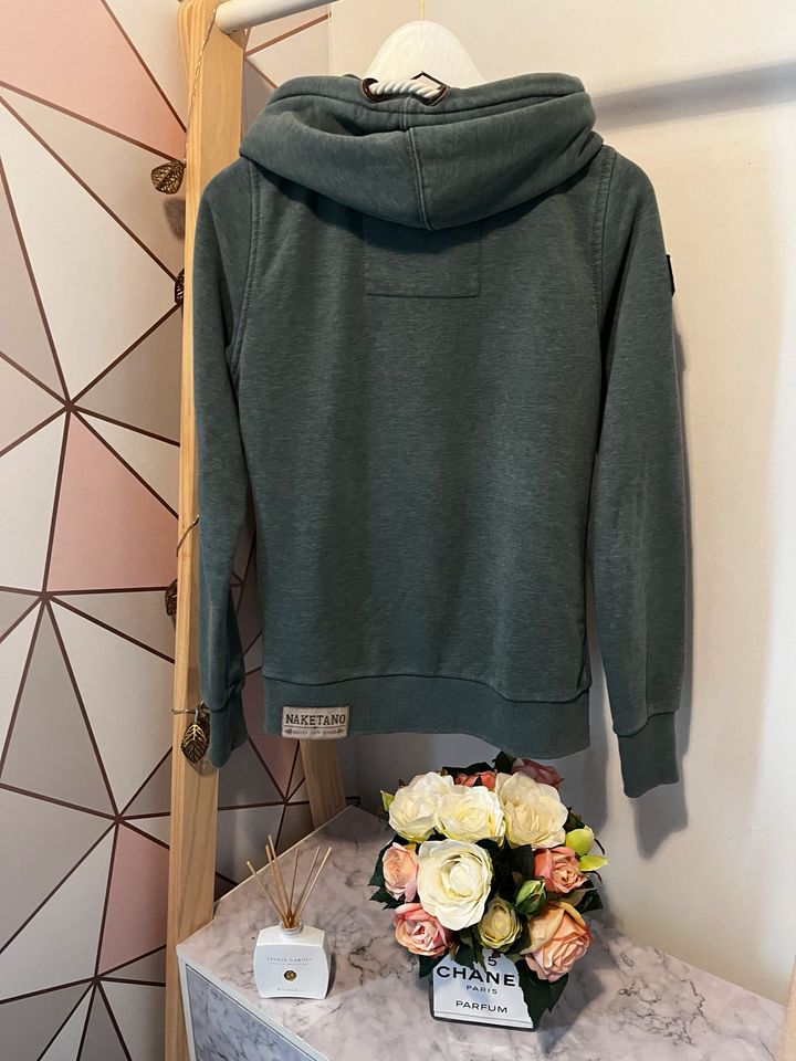 Naketano Damen Hoodie Kapuzenpulloer ~ Gr. S ~ mintgrün neuwertig in Gießen