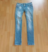 Damen Jeans Gr. M zerrissene Jeans modern Baden-Württemberg - Rosenberg Vorschau