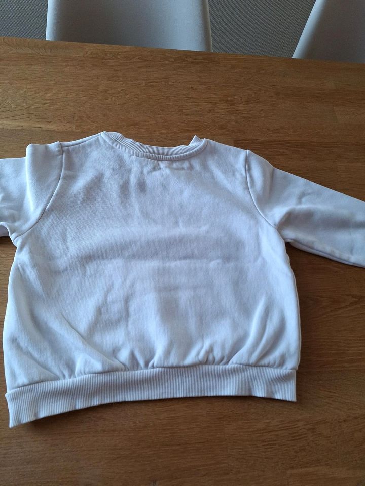 Sweatshirt Gr.110/116 ,,Top Zustand "Over Sweatshirt in Moers