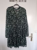 VILA Kleid leo grün gemustert Gr. 38 Berlin - Tempelhof Vorschau