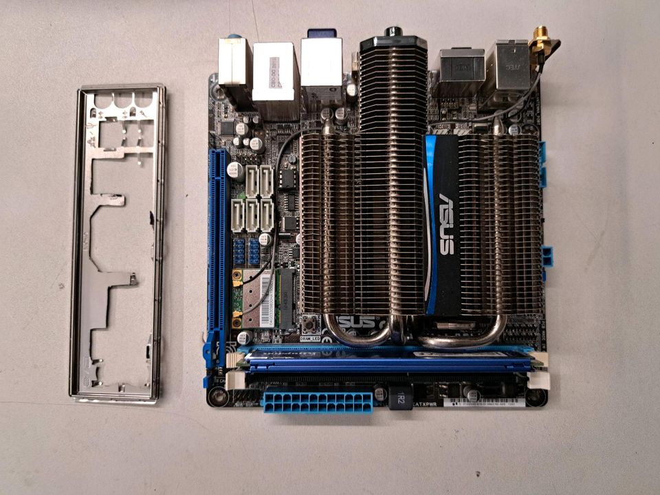 Asus E35M1 I DELUXE in Aichtal