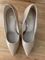 High heels beige lack Gr. 37 H&M Pumps *NEU* Baden-Württemberg - Wolfschlugen Vorschau