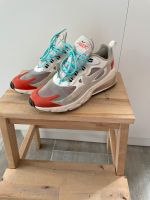 Mega Nike air 270 React Sneaker Gr. 40 Nordrhein-Westfalen - Steinhagen Vorschau