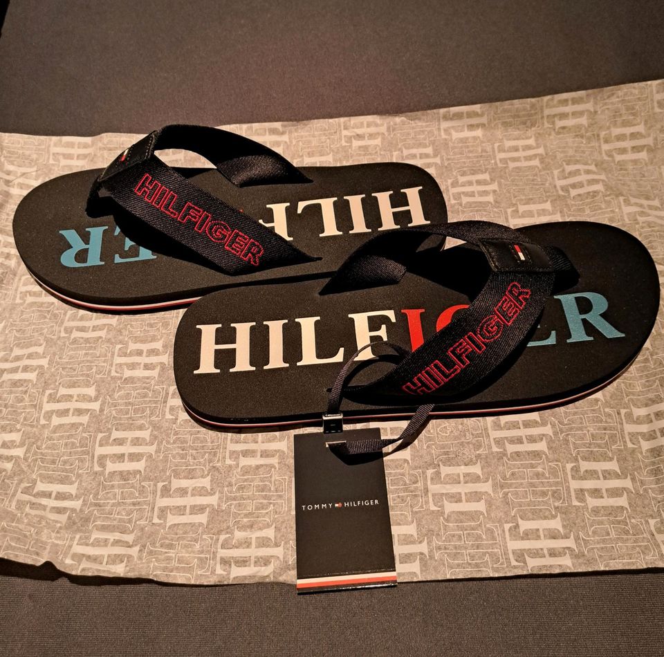 Neu TommyHilfiger Sommer Flip-Flops (40) in Pocking