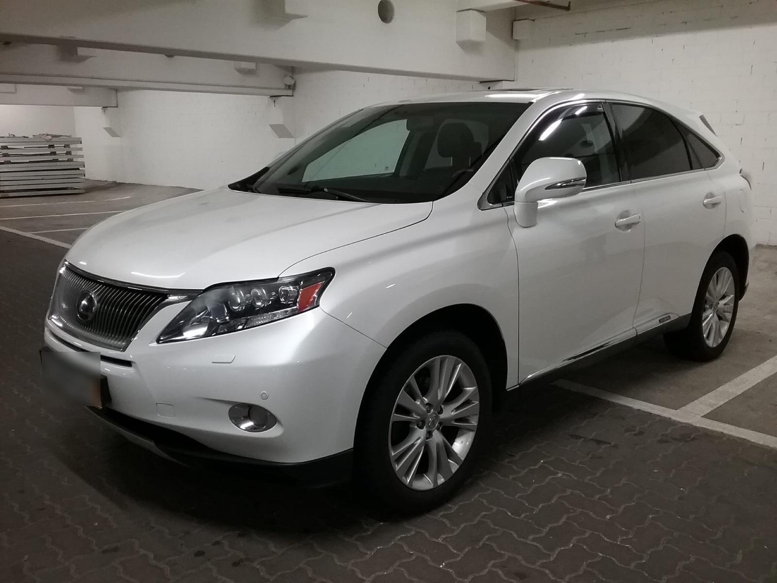 Abbildung des Autos Lexus RX 450h Vollaussta…