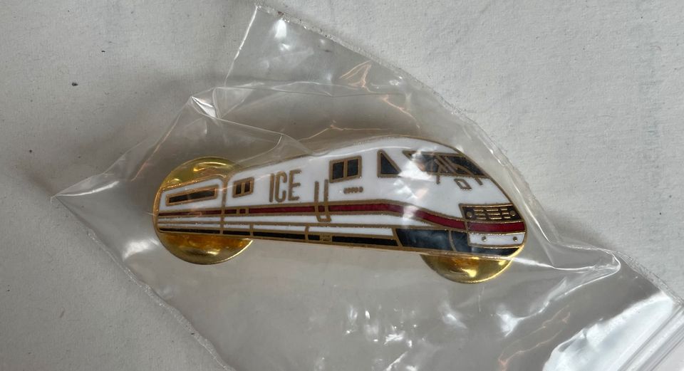 ICE Intercity Express Bahn Anstecker Pin Deutsche Bahn in Munster