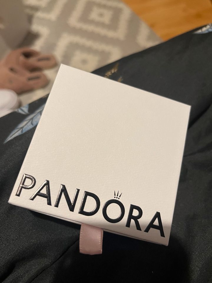 Pandora Minnie Mouse Charm-Armband Größe 18 in Quierschied