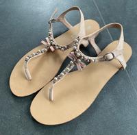 Riemchen-Sandalen in Größe 39 Nordrhein-Westfalen - Bergkamen Vorschau