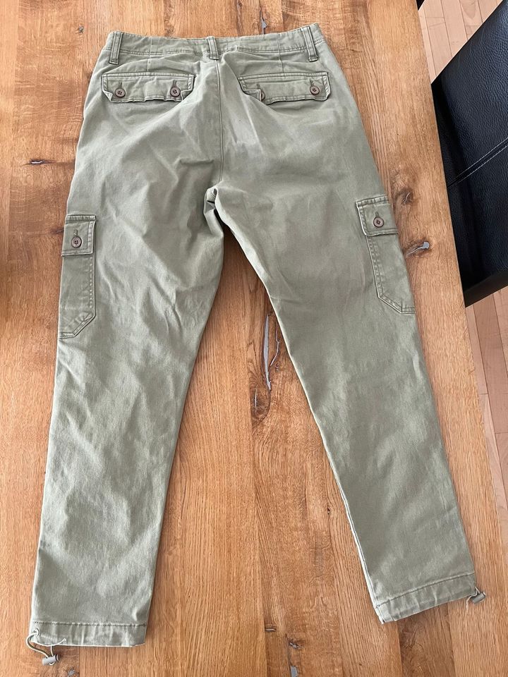 Cargo Hose von ASOS in oliv grün in der Größe W29 L30 in Greven