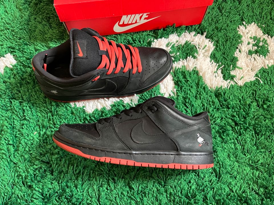 Nike SB Dunk „Black Pigeon“ Gr. 43 original in Regensburg