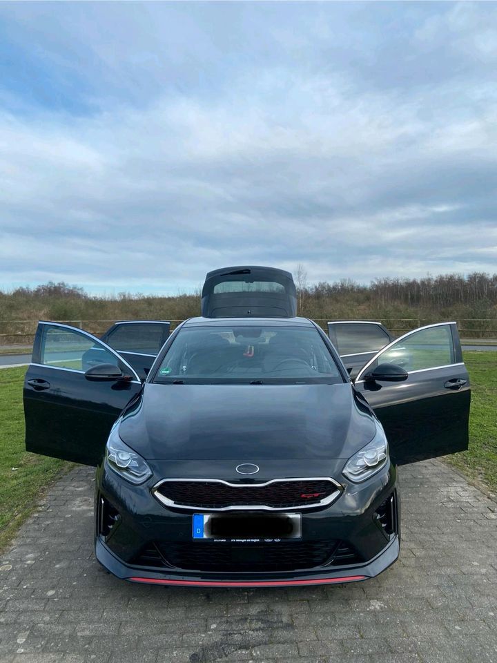 KIA ProCeed GT 1.6 DCT7 GT NAV KOMF in Essen