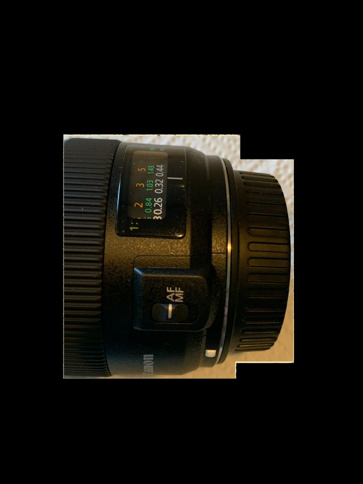 Canon Macro Lens EF-S 60mm (1:2.8) USM + ET-67B in Kiel