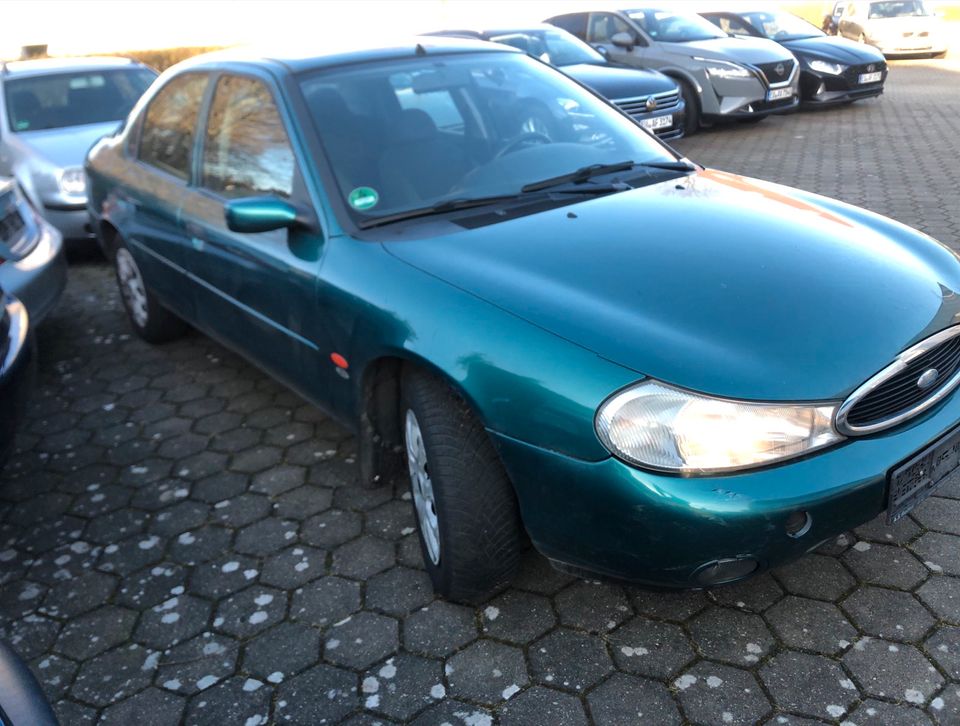 FORD MONDEO 1.8L-KLIMA- SERVO- AHK-EFH-ZENTRAL- TÜV BIS 4-2025 in Lippstadt